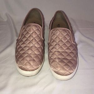 Mossimo Quilted Mauve Slip-on Sneaker